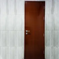 Pintu WPC Tahan Kelembapan Kamar Mandi Duma